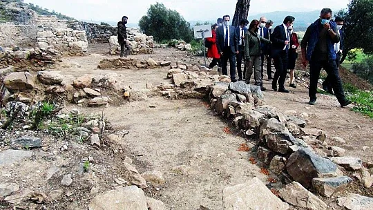 Akyaka Kalesi 7 ayda gün yüzüne çıktı