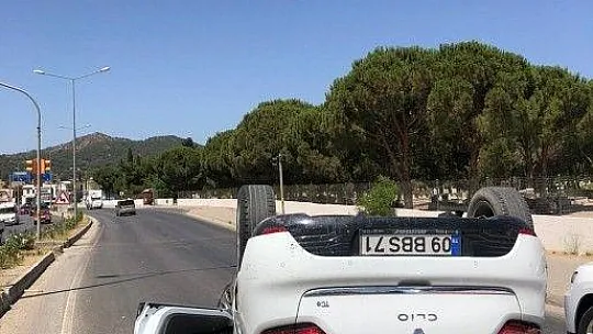 Alkollü sürücü otomobili devirdi