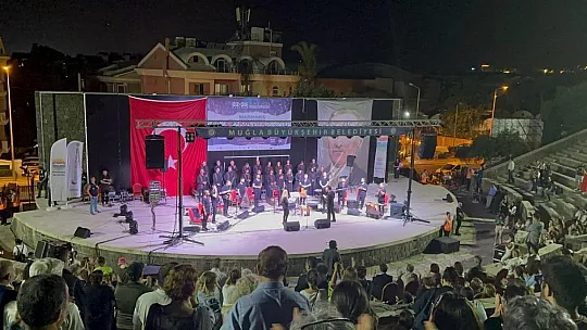 Antakya Medeniyetler Korosu onur konuğu olarak konser verdi
