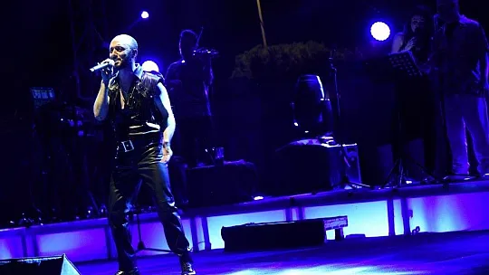 Antik tiyatroda konserler Mabel Matiz'le başladı