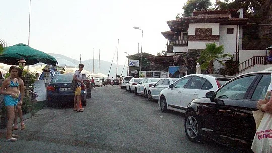 Araçların ucu bucağı yok