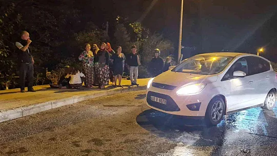 ARAÇLARININ YANDIĞINI GÖRÜNCE SİNİR KRİZİ GEÇİRDİLER