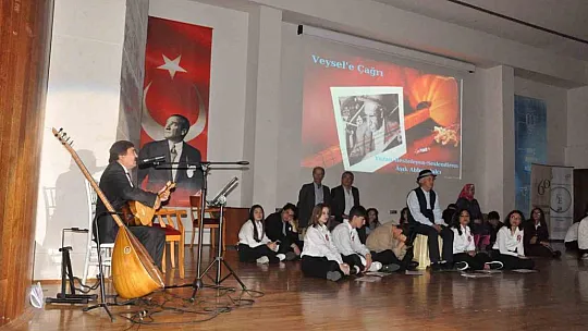 Aşık Veysel vefatının 50. yılında anıldı