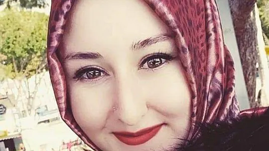 Eşini çalıştığı iş yerinin deposunda bıçaklayarak katletti