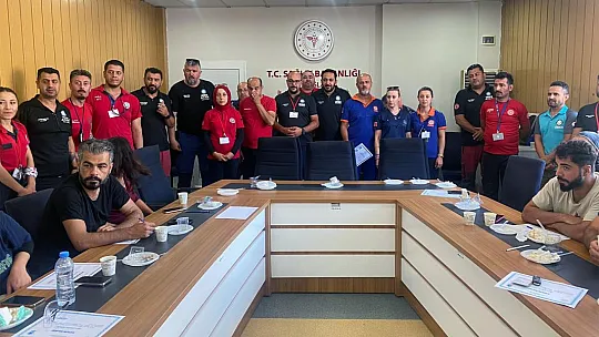 UMKE gönüllüleri eğitimlerini tatbikat ile tamamladı