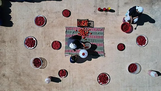 Muğla'da organik salça mevsimi