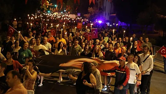 Konser yoğun ilgi gördü