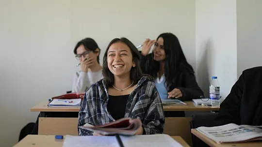 MSKÜ'de çeşitli dillerde kurs veriliyor