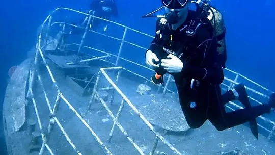 Dalgıçlar sualtı güzelliklerini görüntüledi