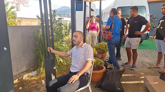 Midibüs Dereye Devrildi