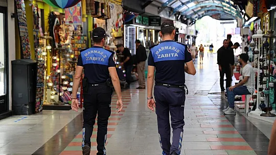 Marmaris Zabıtası'ndan yoğun mesai