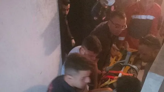 Asansörün Halatı Koptu, 2 Kişi Yaralandı