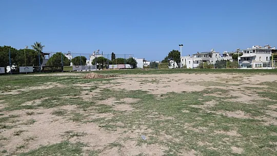 Turgutreis futbol sahası yenileniyor