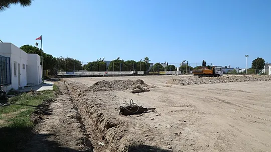 Turgutreis futbol sahası yenileniyor