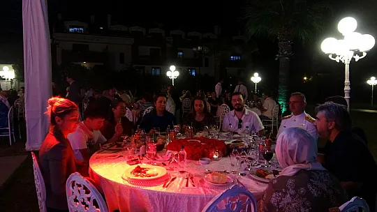 Gaziler ve Şehit Yakınları İçin Yemek Düzenlendi