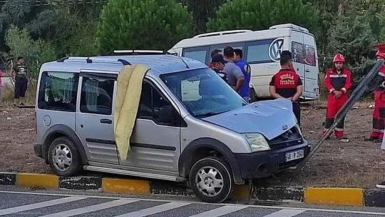 Ticari Araç İle Personel Servisi Çarpıştı: 1 Ölü 7 Yaralı