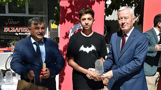 Yılın Ahisine Kaftan