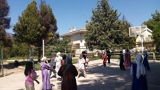 Öğrenciler 'Kardeşlik Buluşması'nda Bir Araya Geldi