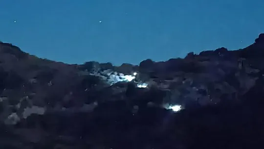 15 düzensiz göçmeni kurtardı