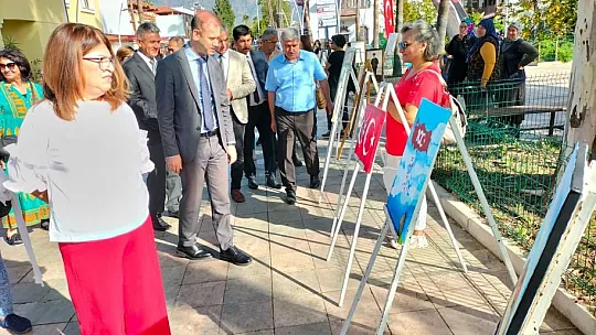 100. Yıl Resim Sergisi Açıldı