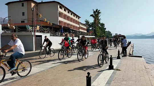 Kutlama etkinlikleri  Bisiklet Turu ile devam ediyor
