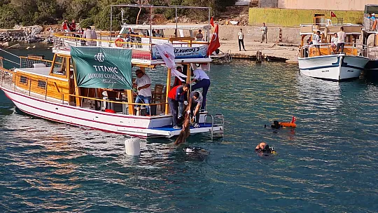 Denizden 15 ton atık çıkarıldı
