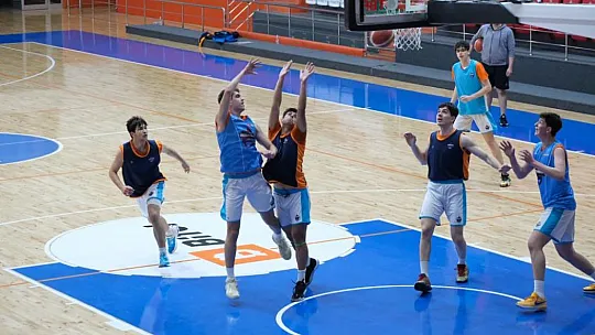 Çağdaş Bodrum'un gençleri galibiyete hazırlanıyor