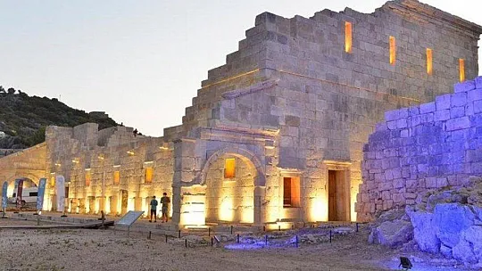 Bakan Ersoy '2021'in yeniden Patara Yılı olarak ilan edilmesinin doğru olacağını düşünüyorum'