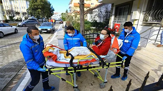 Büyükşehir Belediyesi nakil hizmetlerini sürdürüyor