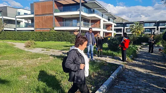 49 yıllığına satın alıp bir gün kalmadılar