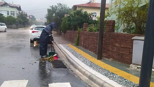 Temizlik Ekiplerinden yoğun çalışma