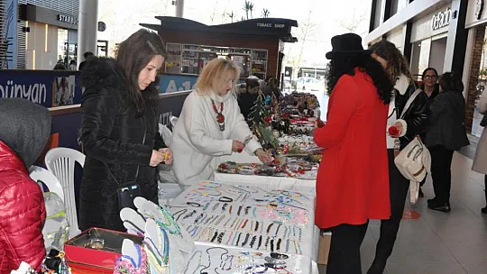 Belediye'den yılsonu sergisi