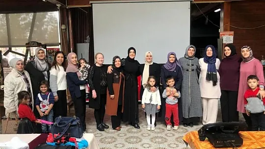 'Aile Değerleriyle Güçlüdür' seminerleri devam ediyor