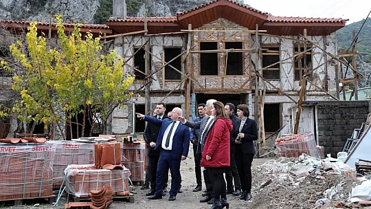 Başkan Gümüş, 'Başarılı restorasyon çalışmaları sayesinde 5 ödül aldık'