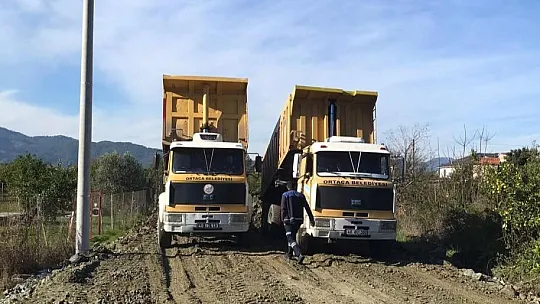 Yol Bakım Çalışmaları Devam Ediyor