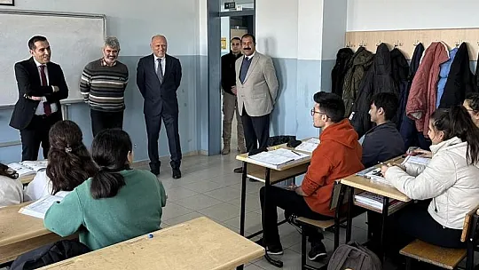 Kaymakam Aktaş, Öğrencileri Ziyaret Etti