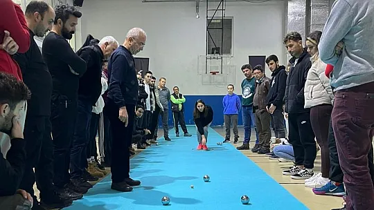 Hakemlik Kursu Düzenlendi