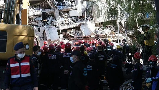 DEPREMDEN MUCİZEVİ KURTULUŞLAR