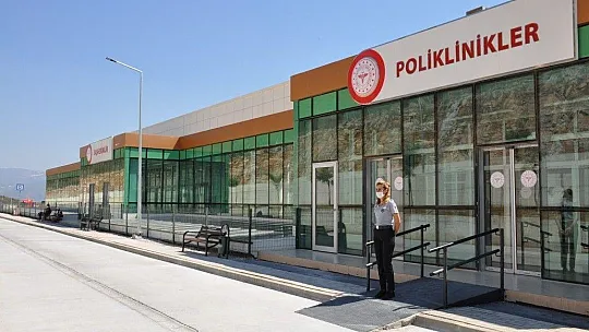Hastane, Yörük kızı Cennet'in okulu oldu