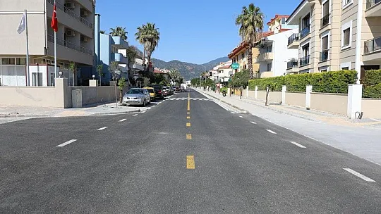 Marmaris'te caddeler yeni görünüme kavuştu   