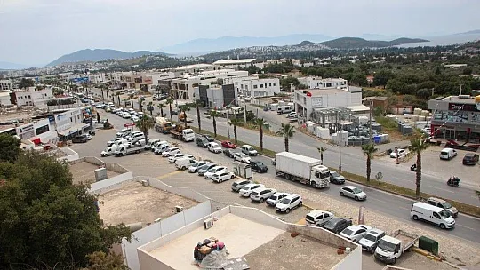 Tam kapanma öncesi tatilciler Bodrum'a akın ediyor 