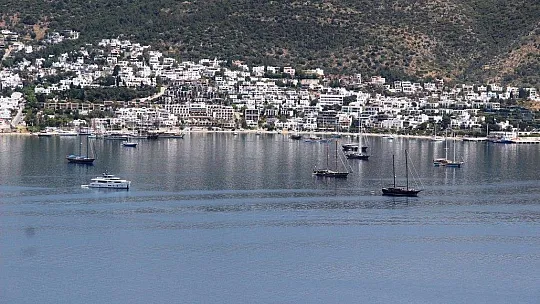 Lüks yatlar Bodrum'u mesken tuttu