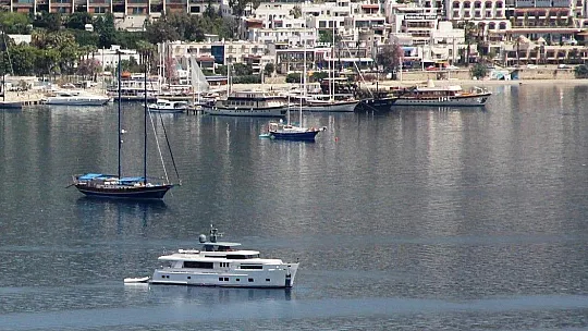 Lüks yatlar Bodrum'u mesken tuttu