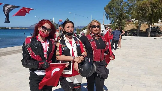 Datça'da motosikletlilerden 19 Mayıs Korteji