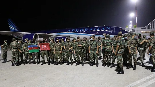 Azerbaycan'dan 200 kişilik ekip Muğla'ya geldi
