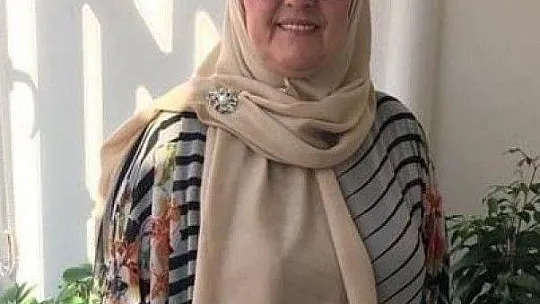 Yemek masasında tartıştığı annesini bıçaklayarak öldürdü