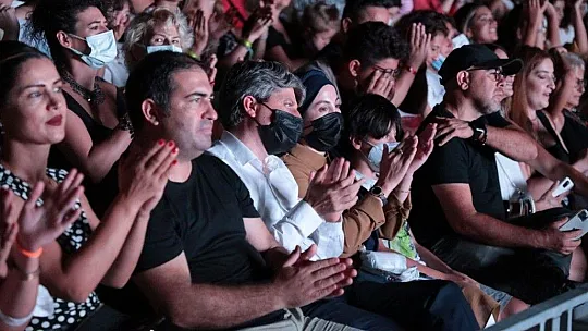 Bodrum Kale konserlerinde adım atacak yer kalmadı