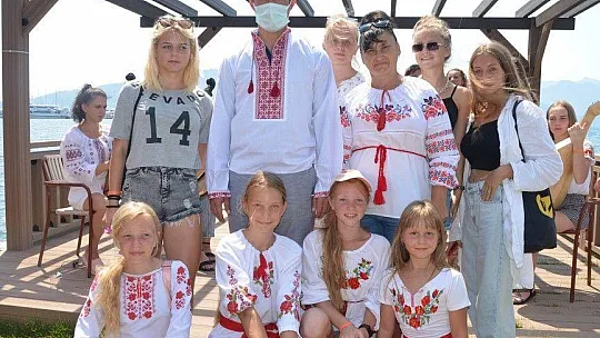 Marmaris'e moral için Ukrayna ve Özbekistan'dan geldiler