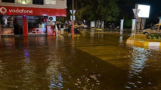 Sel ev su baskını uyarısı!
