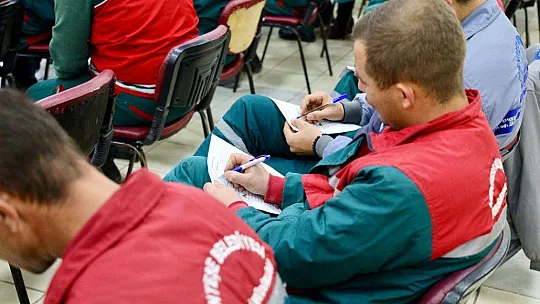 MENTEŞE PERSONELİNE İŞ SAĞLIĞI VE AFET BİLİNCİ EĞİTİMİ